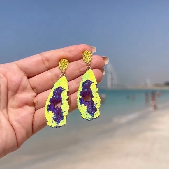 Van Gogh Style Abstract Painting Earrings- 2025 Trend (Simulated Natural Stone) - Picture 3 of 11